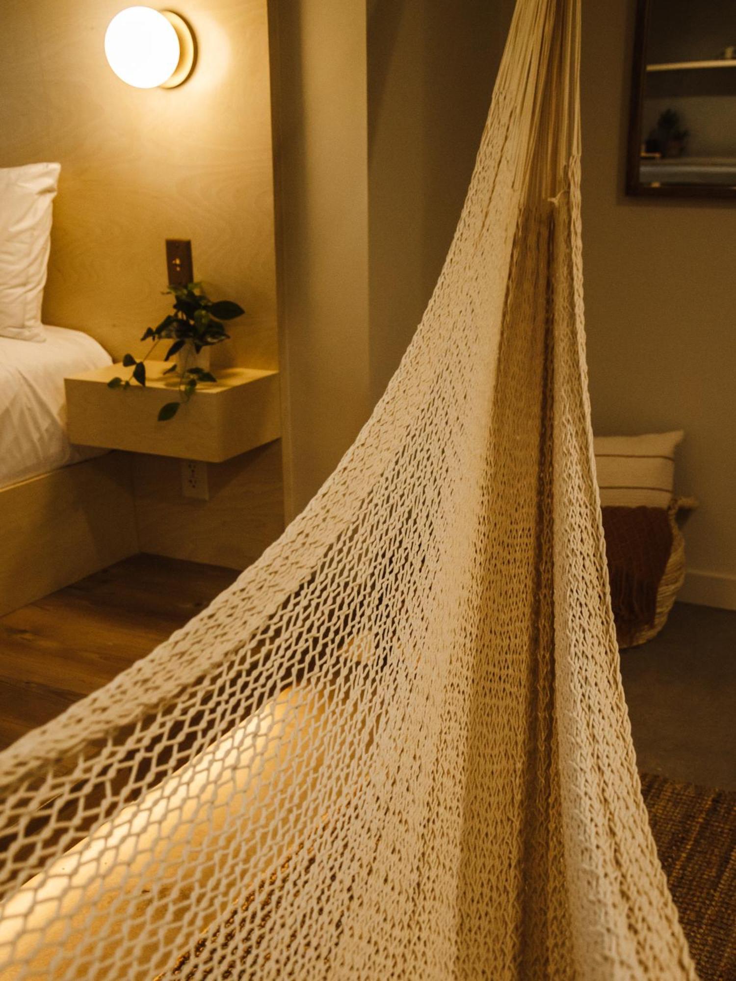 Brut Hotel Tulsa Luaran gambar